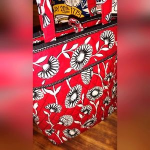 Vera Bradley pocketbook